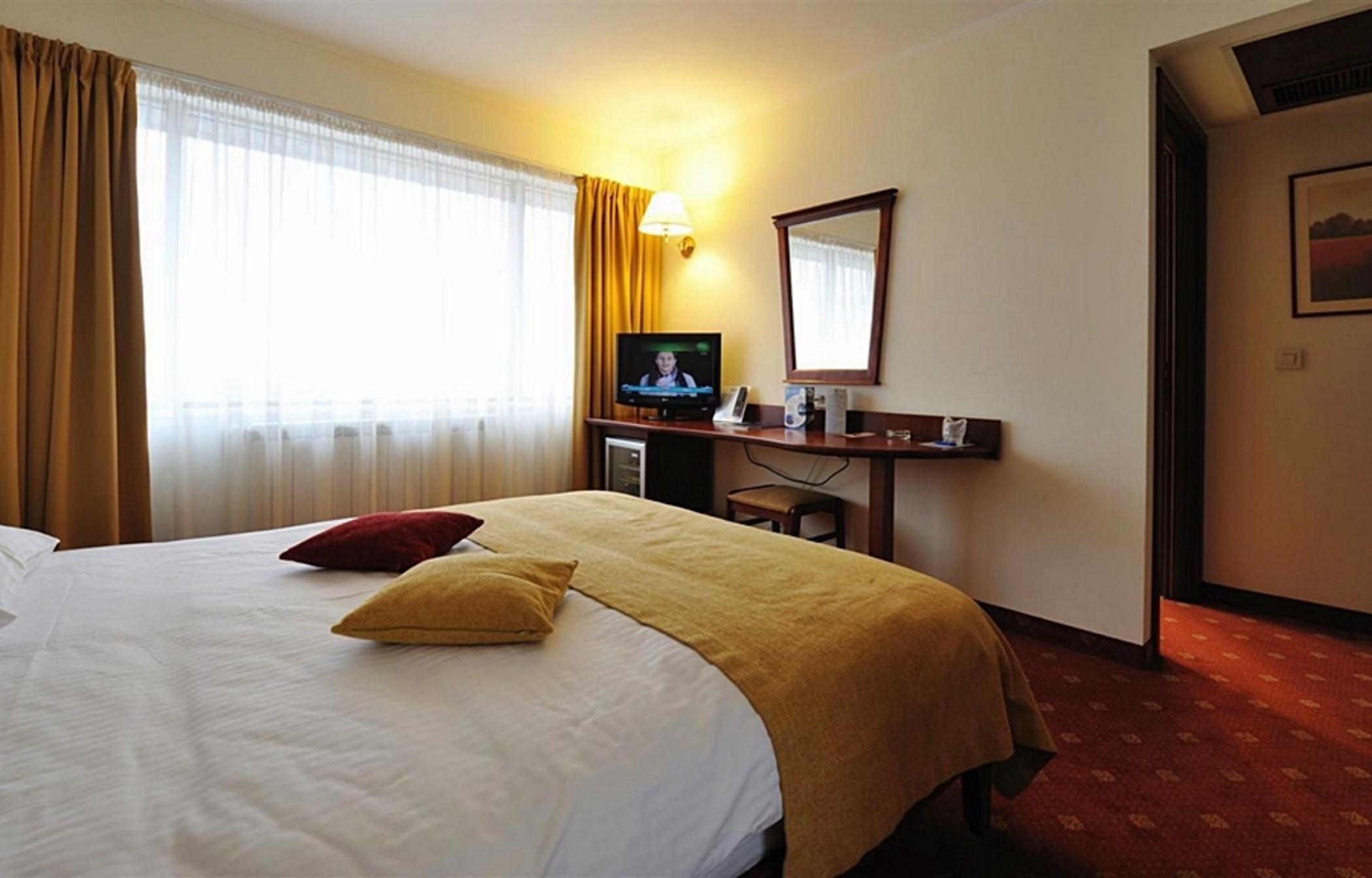 Hotel Minerva Bucharest Exterior photo