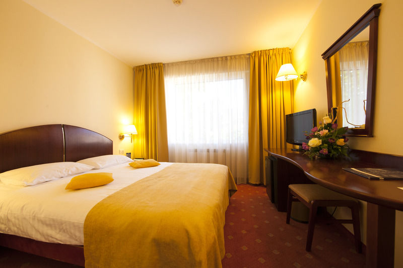 Hotel Minerva Bucharest Exterior photo
